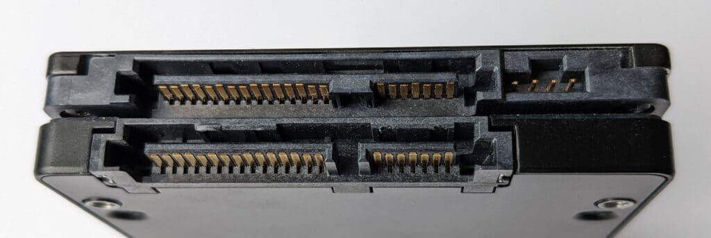 SAS_vs_SATA_SSD_Interfaces-copy-1024x343 SAS_vs_SATA_SSD_Interfaces-copy-1024x343